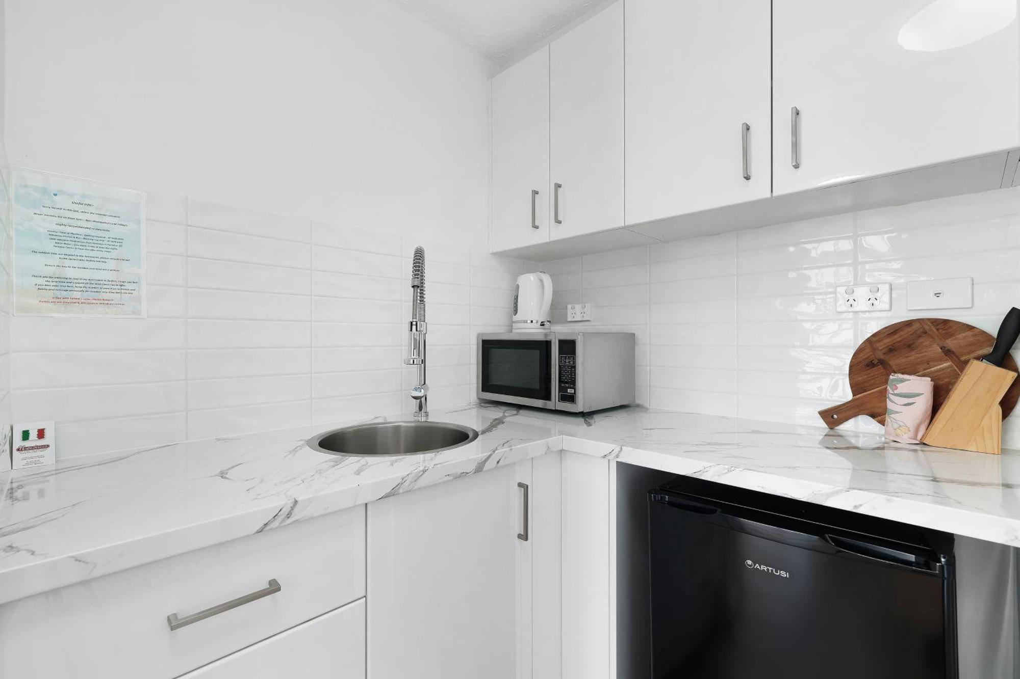 Unit 2 - Spectacular Sea Views In Surfers Paradise โกลด์โคสต์ ภายนอก รูปภาพ